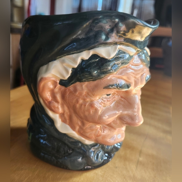 Royal Doulton "Granny" Toby Jug (Early Edition) - Picture 7 of 9